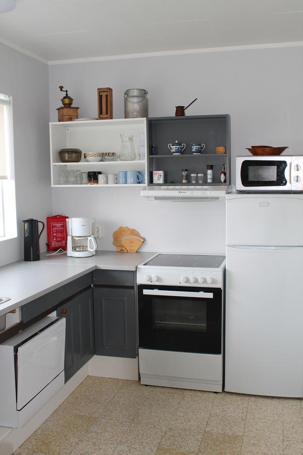 Midhop Guesthouse Thingeyrar Екстериор снимка